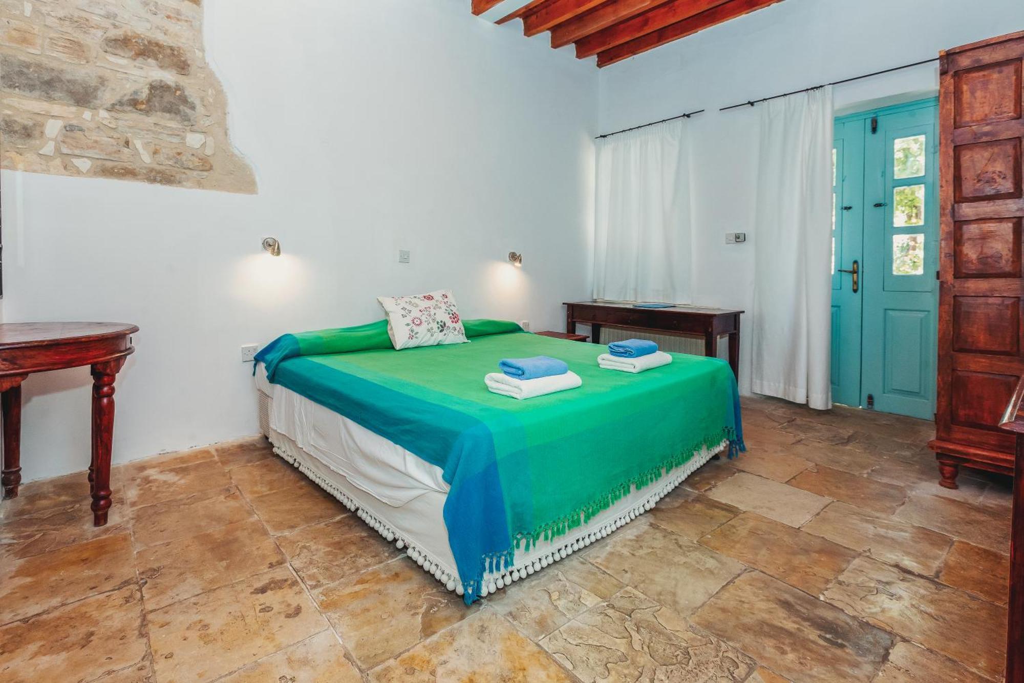 Archondia House - Holiday Apartments With Pool Kalavasos Ngoại thất bức ảnh